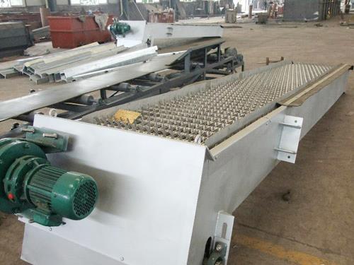 循環(huán)式齒耙格柵除污機